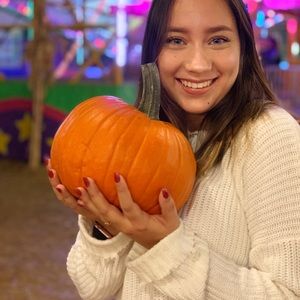 Meet your Posher, Madison